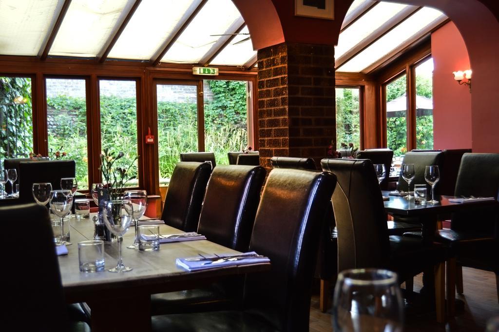 The Crown Inn Hotel Long Melford Eksteriør billede